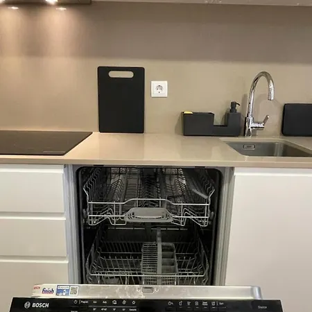 Living Pdl 2 Ponta Delgada