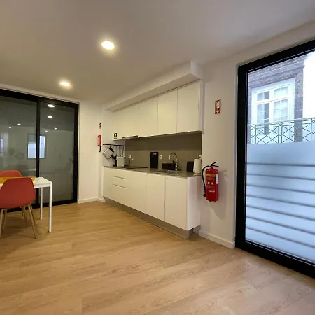 Living Pdl 2 Ponta Delgada